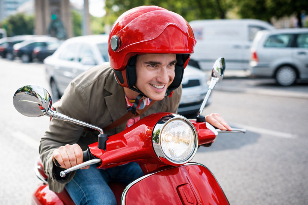 AM kategorijos vairuotojo amžius: nuo kada bus galima vairuoti mopedą?