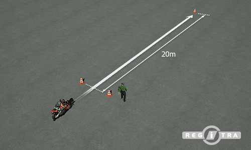 važiuoti siaura juosta tiesiai pastoviu greičiu